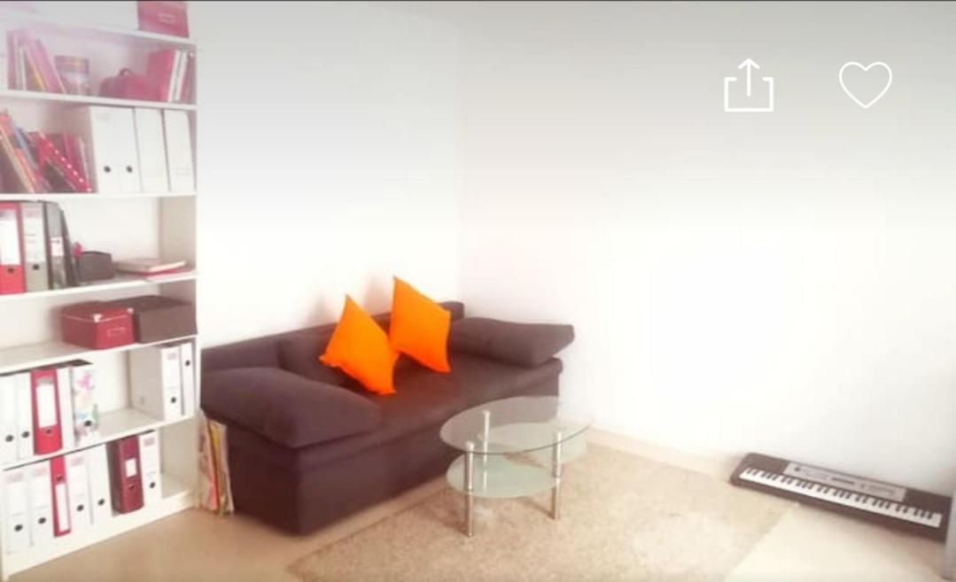 Helles Zimmer Mit Balkon Zwischen Uni Und Altstadt Regensburg Ngoại thất bức ảnh
